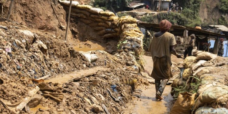 Three Chinese Nationals Sentenced to 7 Years for Illegal Mining in DR Congo