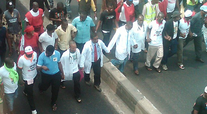NIGERIA :FCTA Resident Doctors Begin Warning Strike Over Unpaid Salaries and Unmet Demands