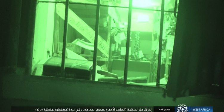 Nigeria: ISWAP Fighters Attack NGO Office in Borno, Destroy Military Vehicles