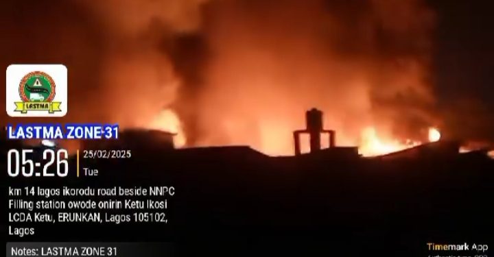 Nigeria: (VIDEO) Fire Outbreak Occurs at Owode Onirin Area of Lagos State