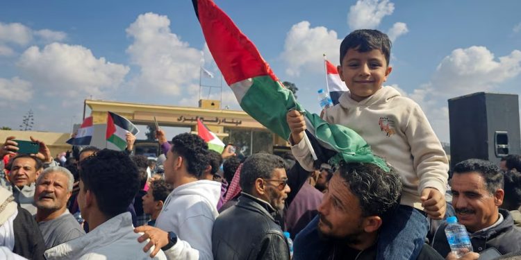 Egyptians Protest at Rafah Border Against Trump’s Gaza Refugee Proposal