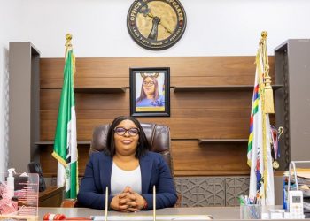 (VIDEO) NIGERIA : Meranda Defies Resignation Pressure, Resumes as Lagos Assembly Speaker