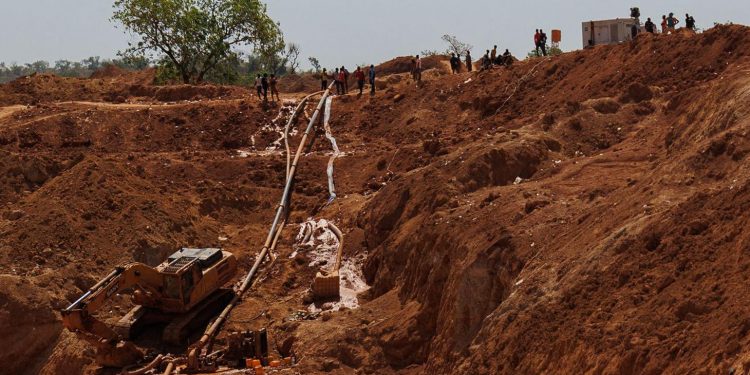 Dozens Dead After Mali Gold Mine Collapse