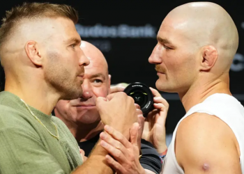 South Africa’s Du Plessis Dismisses Strickland’s Taunts Ahead of UFC 312 Title Rematch