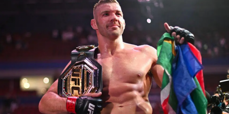 South Africa’s Du Plessis Defeats Sean Strickland to Retain UFC Middleweight Title at UFC 312