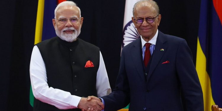 India Strengthens Strategic Partnership With Mauritius to Counter China