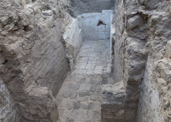 Ancient Egyptian Pharaoh’s Tomb Uncovered Near Abydos