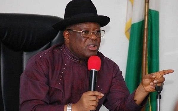 Nigeria: Umahi Reopens Lagos’ Independence Bridge