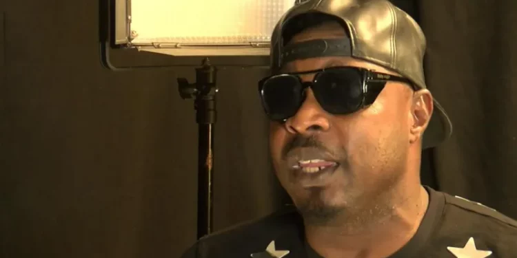 Nigeria Bans Airing of Song Criticising President