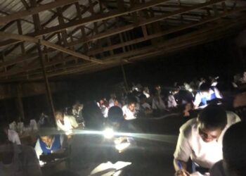 Nigerian Students Write Exam at 10pm Under Darkness, WAEC Blames Logistics