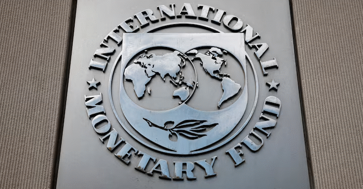 IMF Team Visits Angola as Oil Price Slump Fuels Push for New Loan Deal