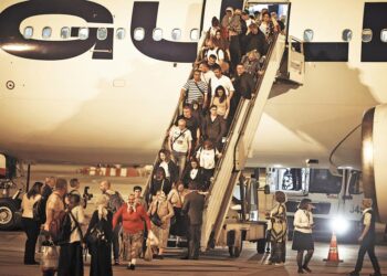 China Assists Citizens in Israel to Evacuate to Egypt Amid Escalating Conflict