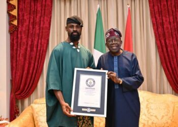 Nigeria’s President Tinubu Hosts Chess Master Tunde Onakoya