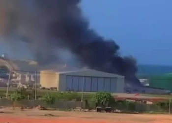 (VIDEO) Ugandan Military Helicopter Crashes at Somalia’s Mogadishu Airport