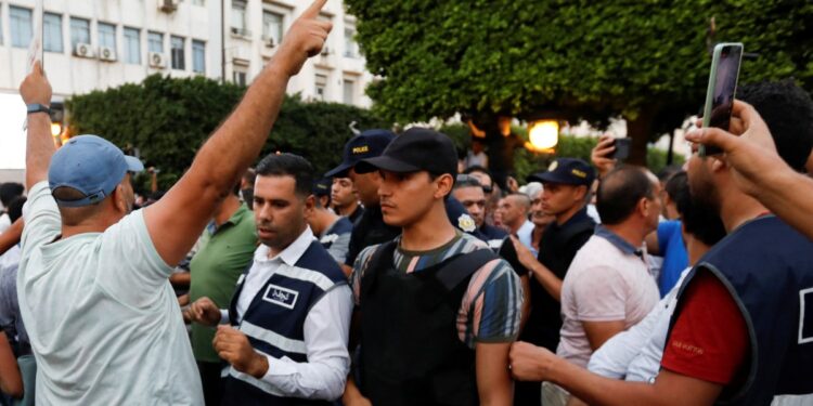 Tunisian Court Sentences Lawyer Critical of President to 2 Years in Prison