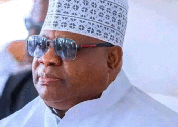 NIGERIA: Adeleke Denies Defection Rumours, Reaffirms Loyalty to PDP