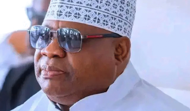 NIGERIA: Adeleke Denies Defection Rumours, Reaffirms Loyalty to PDP