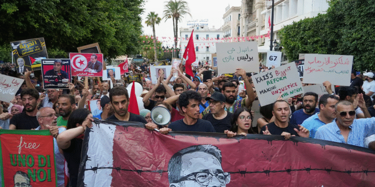 Tunisian Protesters Slam Saied’s Rule, Call Country an ‘Open-Air Prison’