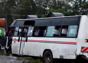 Train and Bus Collide in Central Kenya, Killing at Least 4 People