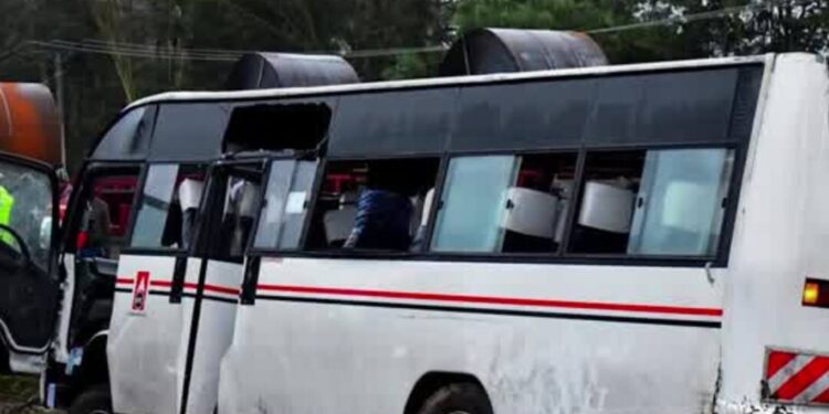 Train and Bus Collide in Central Kenya, Killing at Least 4 People