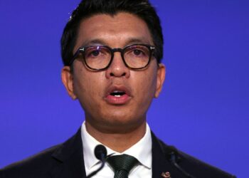 Madagascar Imposes Dusk-to-Dawn Curfew After Violent Protests Over Power and Water Shortages