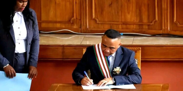 Madagascar’s Colonel Michael Randrianirina Sworn in as President Amidst Coup