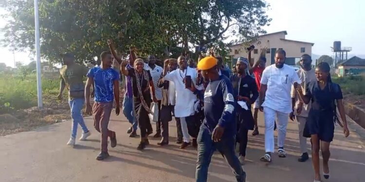 Nigeria: Sowore, Nnamdi Kanu’s Lawyer Among 13 Released From Kuje Prison After Meeting Bail Conditions