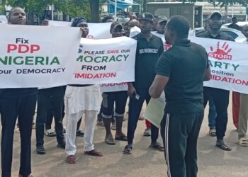 Nigeria: PDP Members Protest at US Embassy in Abuja