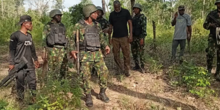 Nigerian Troops Rescue Two Kidnapped Victims, Recover N3.8m Ransom in Kogi