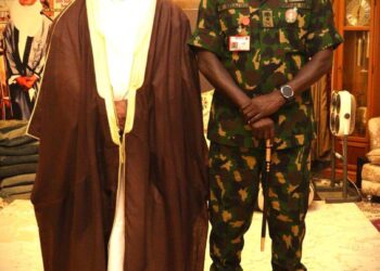 Nigeria: Army Chief Meets Sultan of Sokoto to Bolster Security Ties Following US Airstrikes