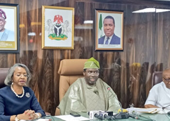 Nigeria: INEC Chairman Meets with Rival PDP Factions Amid Leadership Crisis