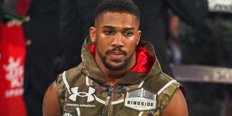 Nigeria: Anthony Joshua Returns to Training After Fatal Car Crash