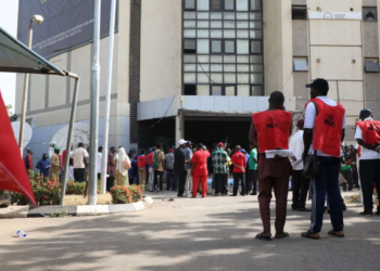 NIGERIA: FCTA Workers Protest After Court Orders Suspension of Strike