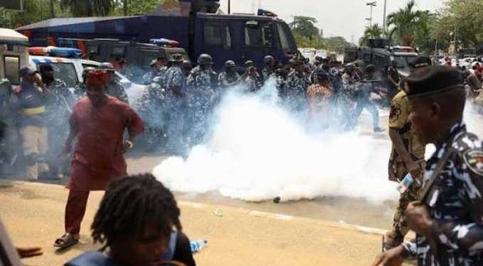 NIGERIA: Police Deny Shooting Protesters During Lagos Anti-Demolition Rally