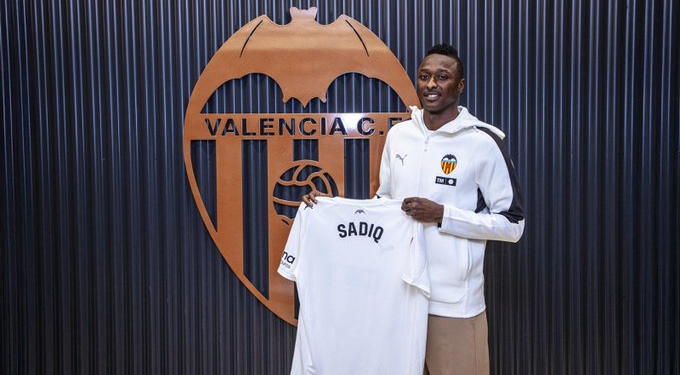 Super Eagles Forward, Umar Sadiq Completes Permanent Move to Valencia FC
