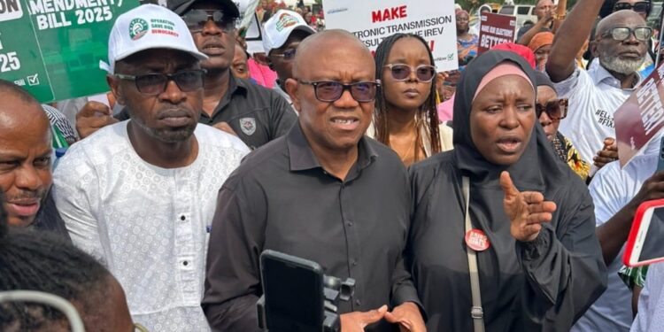 Nigeria: (VIDEO) Peter Obi Joins Protest Over Electronic Transmission of Election Results