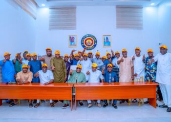 Nigeria: Osun Speaker and 24 Lawmakers Join Governor Adeleke’s Accord Party