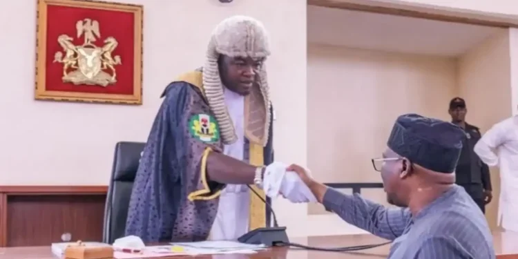 Nigeria: Adamawa Lawmakers Quit PDP, Joining Governor Fintiri’s Likely Defection to APC