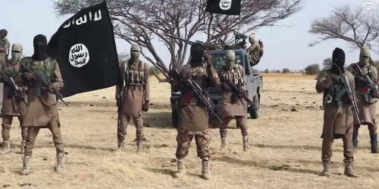 Nigeria: ISWAP Attacks Military Camp in Borno, Sets Facility Ablaze
