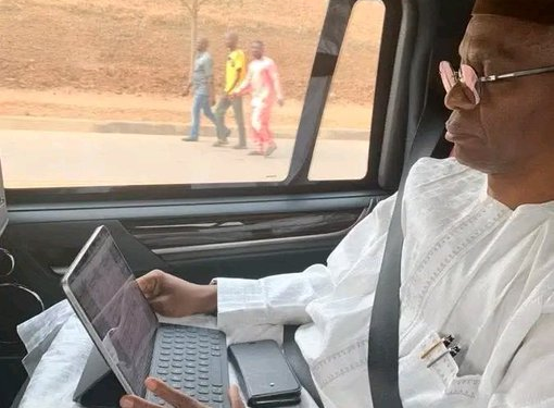 El-Rufai Appears at EFCC as Supporters and Opponents Clash Over Corruption Probe