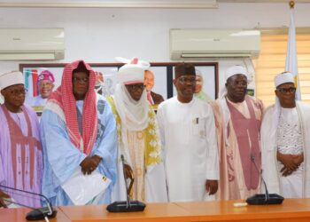 Nigeria: Wike Hands Over Land Titles to FCT Traditional Rulers, Waives Fees