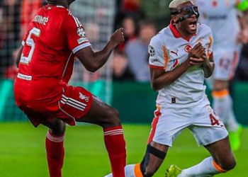 NIGERIA : Victor Osimhen Faces Possible Surgery After Arm Fracture Against Liverpool