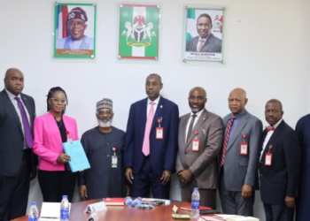NIGERIA : EFCC Returns ₦3.94bn Recovered Funds to NNPC