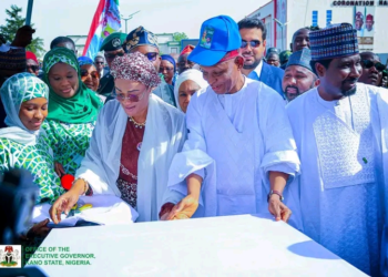 Nigeria’s First Lady Oluremi Tinubu Commissions Kano Road, Flags Off New Construction