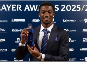 NIGERIA: Emmanuel Fernandez Wins Rangers Player of the Year Award