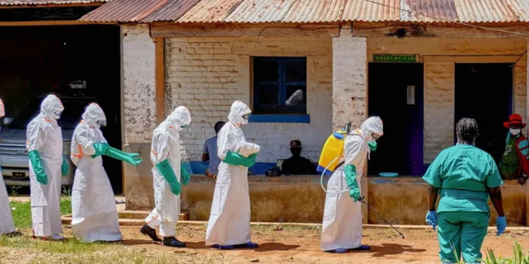 Police Fire Shots to Disperse Crowds at Ebola Treatment Centre in Eastern DR Congo