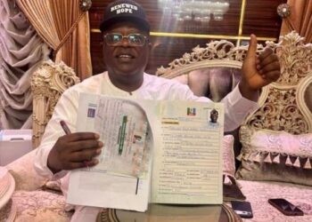 Nigeria: Umahi Endorses Tinubu’s Re-election Bid, Signs Nomination Form