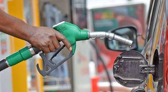 NIGERIA: Dangote Refinery Reduce Petrol Price To N1,275 Per Litre