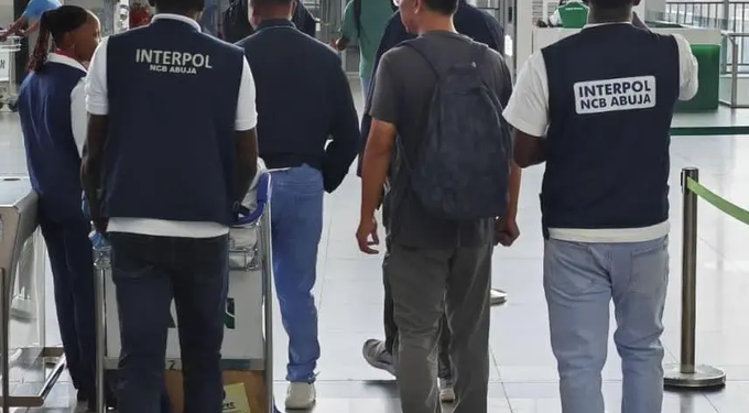 Nigeria Police Repatriate Chinese Fugitive Over $245m Ponzi Scheme Case