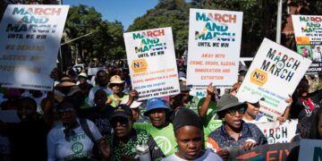 Nigeria Plans to Evacuate 1,000+ Citizens from South Africa as Xenophobic Violence Spreads